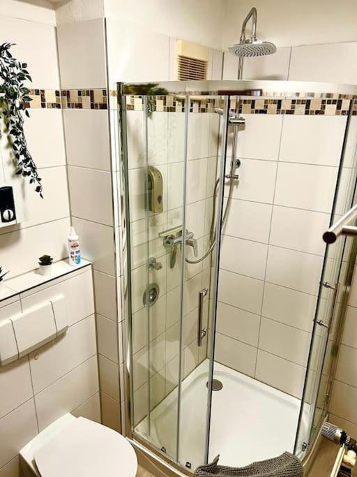 Zuhause Im Ruhrgebiet 2 Mit Balkon Leilighet Oberhausen  Eksteriør bilde